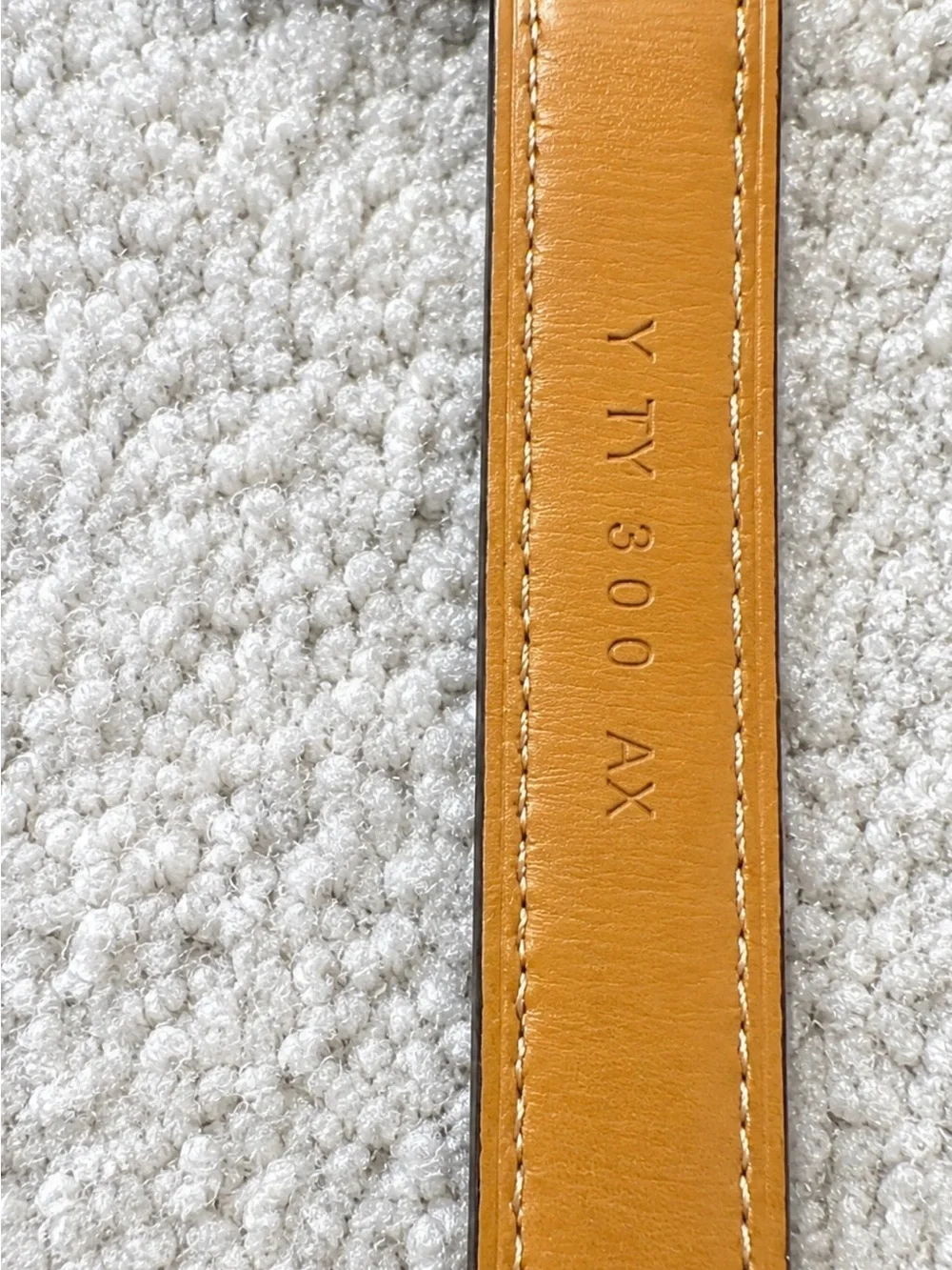 Hermes Tan Slim Leather Belt with Gold Buckle total length: 38 in / 97 cm